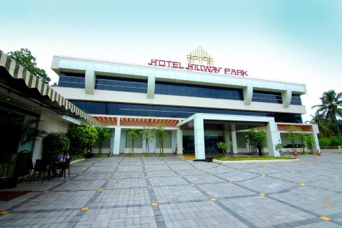 Hotel Hillway Park in Kollam, India