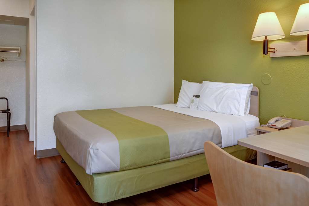 Motel 6 Eugene OR South Springfield - photo 11