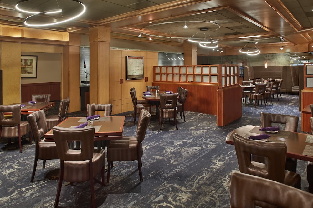 DoubleTree by Hilton Akron Fairlawn - photo 50