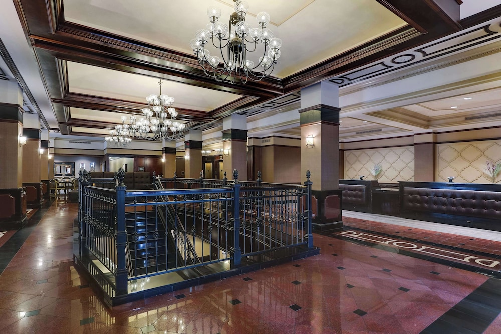 Drury Plaza Hotel New Orleans - photo 2