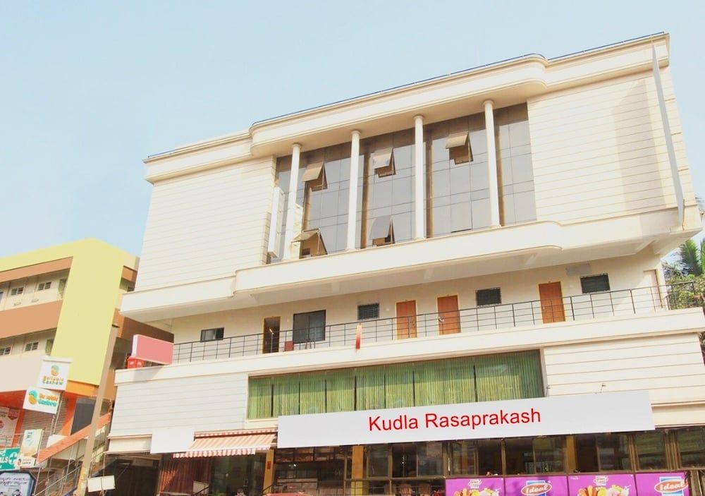 Hotel Kudla Rasaprakash in Mangalore, India