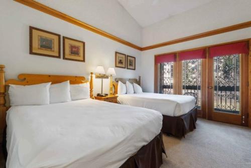 The Charter at Beaver Creek E215 in Beavercreek, United States