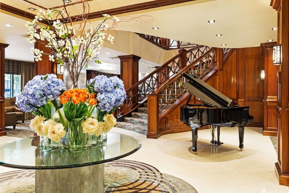 Crowne Plaza Knoxville Downtown University an IHG Hotel - featured photo