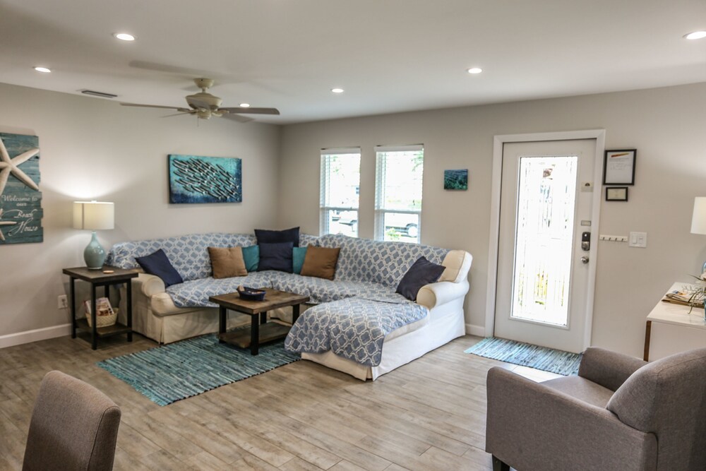 44 Fairview Blvd - photo 22