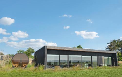 Stunning Home In Ebeltoft With Sauna — 5-Star Luxury Hotel in Ebeltoft, Denmark