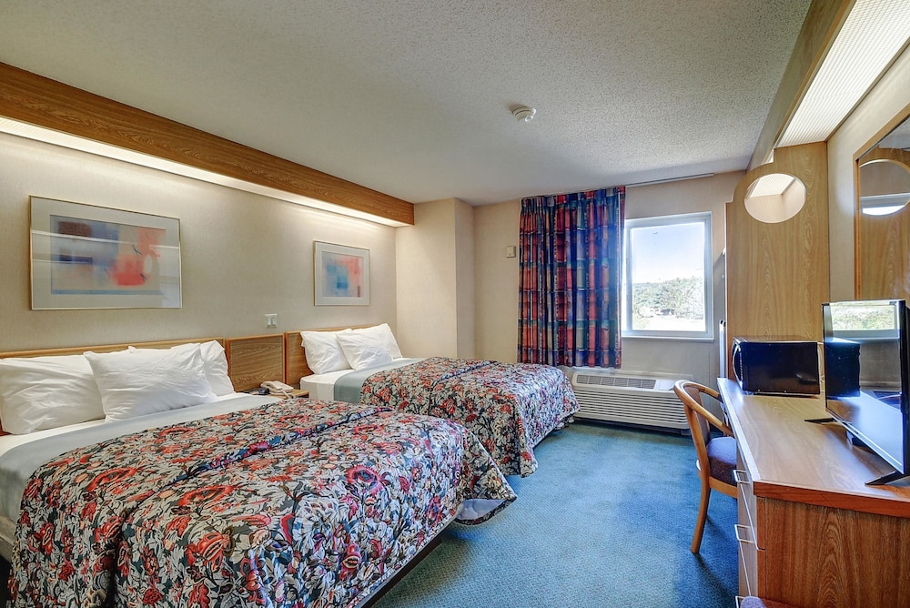 Rodeway Inn Willington North - photo 6