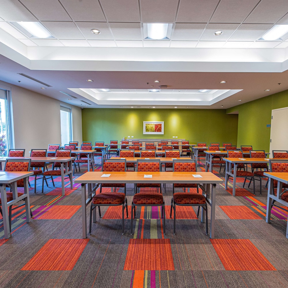 Home2 Suites by Hilton McAllen - photo 56