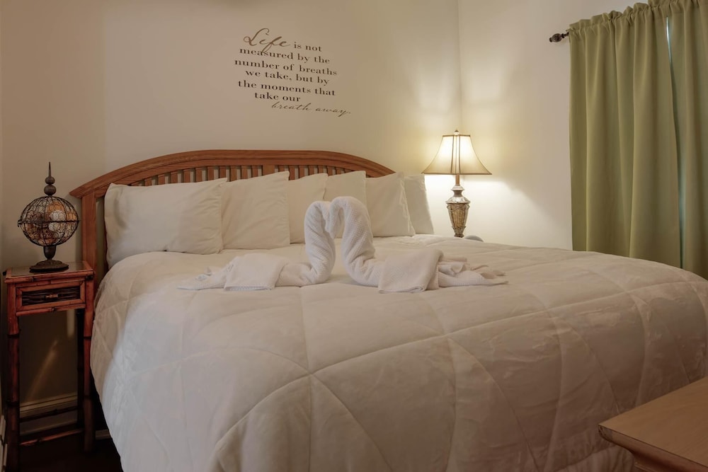 1501 Golf View Towers Southern Comfort - photo 8