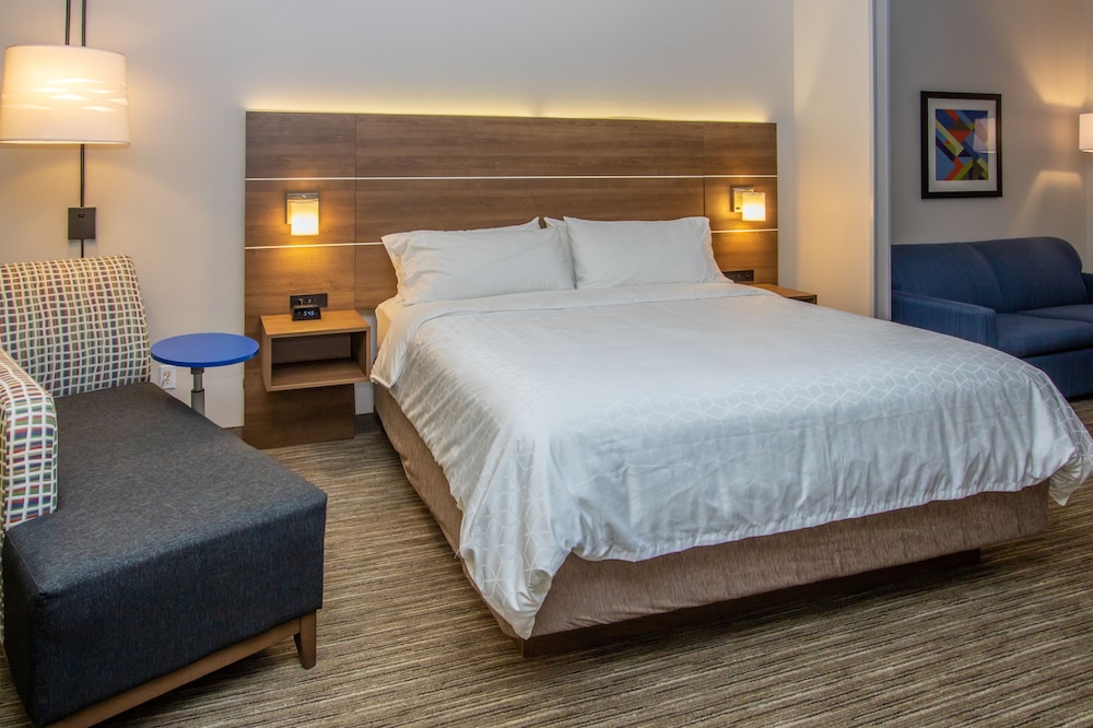 Holiday Inn Express Hotel & Suites Roseville Galleria Area by IHG - photo 5