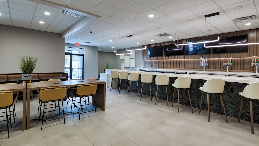 Holiday Inn Nashville Airport by IHG - photo 44