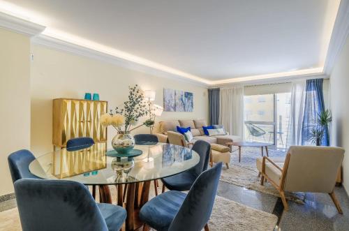 Portugal Portfolio Parede Beach Apartment — 4-Star Luxury Hotel in Parede, Portugal
