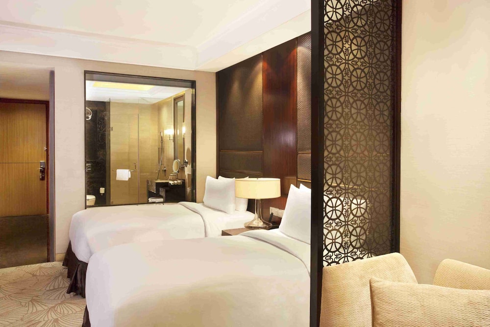 Crowne Plaza New Delhi Mayur Vihar Noida by IHG — New Delhi — photo 3