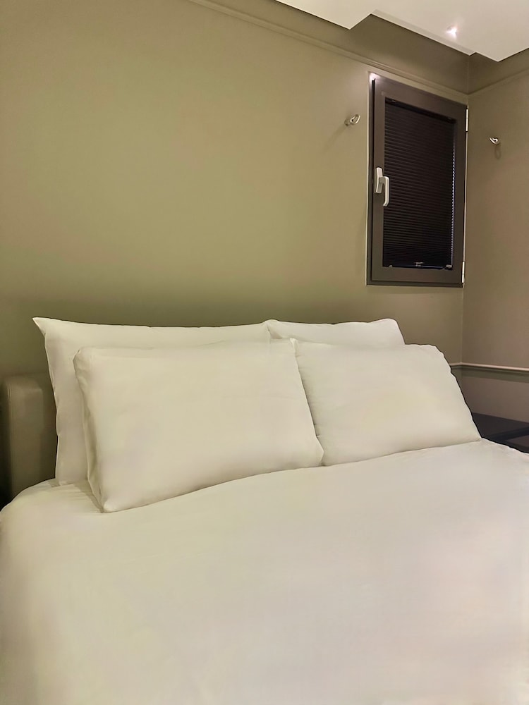 Hotel Biz Suwon in Suwon, South Korea