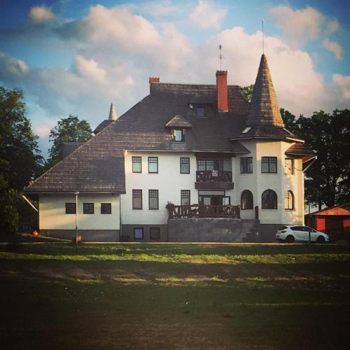Rabbit Hotel - carbon neutral hotel in Cesis