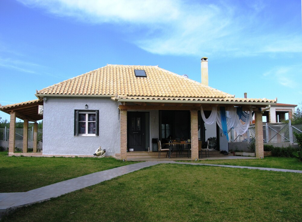 Navarino A Breath Away From The Beach in Pylos, Greece