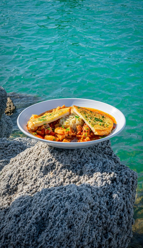 Dockside Inn & Resort - photo 42