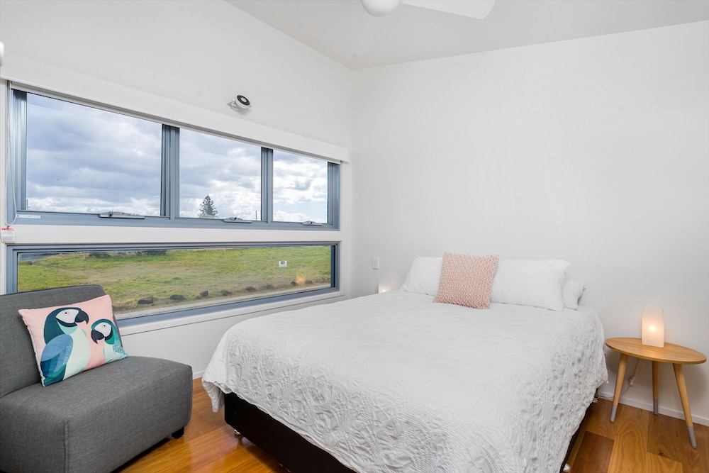 Summerhaven Apartment — 4-Star Luxury Hotel in Byron Bay, Australia