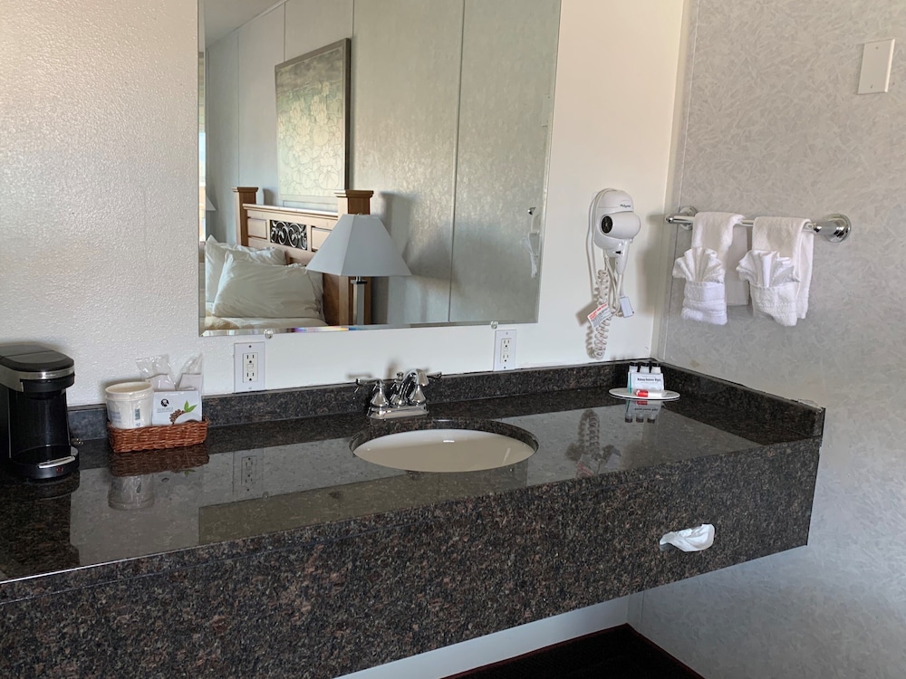 FairBridge Inn & Suites Williston - photo 17