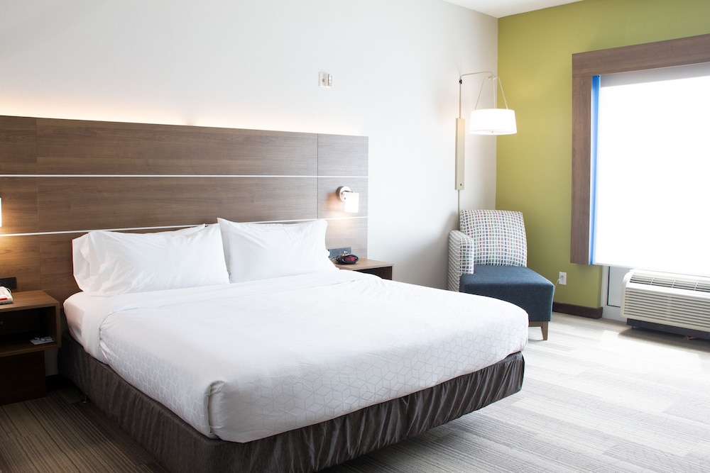 Holiday Inn Express & Suites Lexington Dtwn Area Keenland by IHG - photo 11