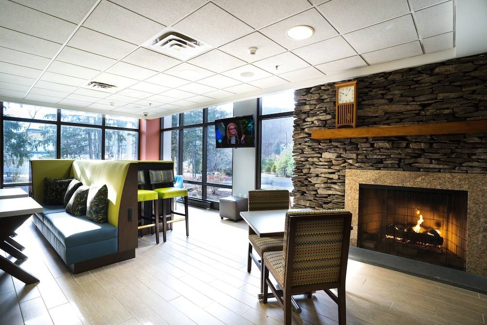 Hampton Inn Clarks Summit - photo 4
