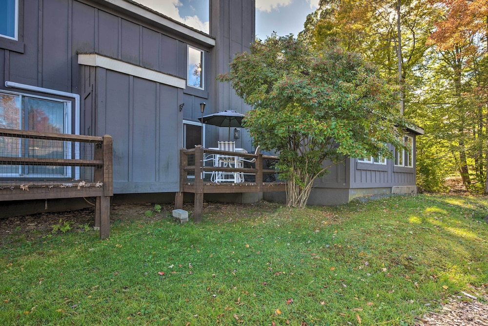 1 Mi To Jack Frost Ski Resort Water View Retreat — hotel in White Haven