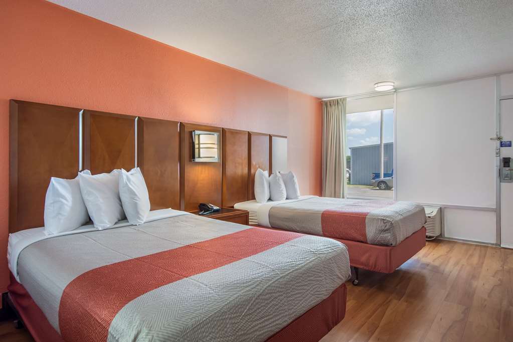 Motel 6 Van Buren AR - photo 9