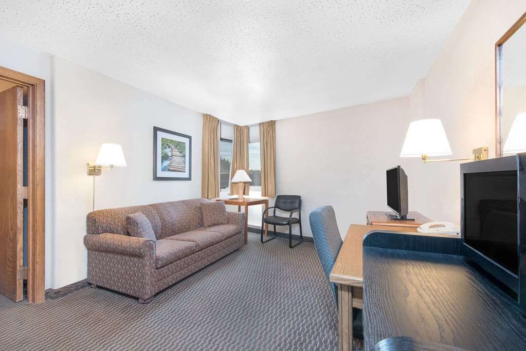 Days Inn by Wyndham West Rapid City - photo 14