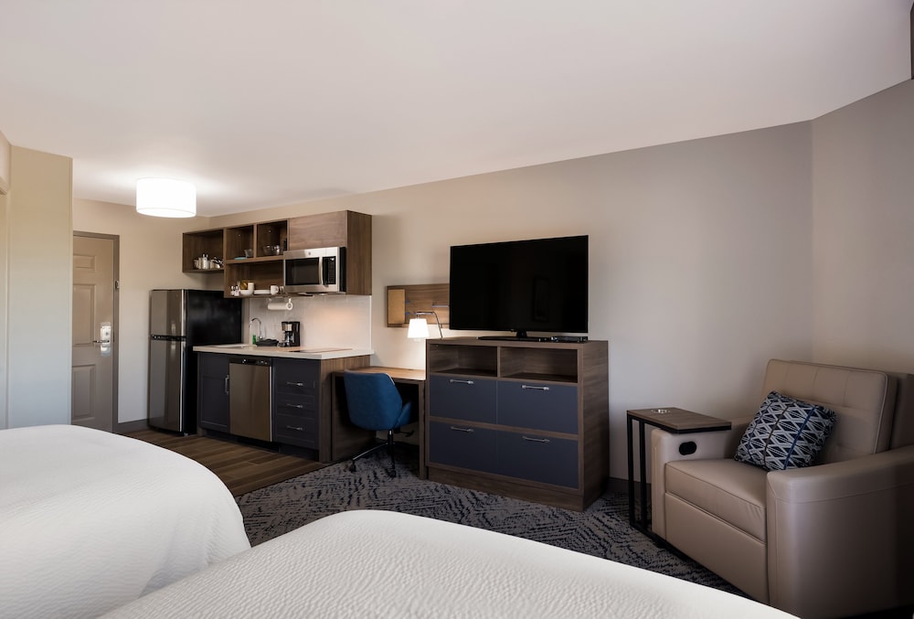 Candlewood Suites Lafayette River Ranch an IHG Hotel - photo 17