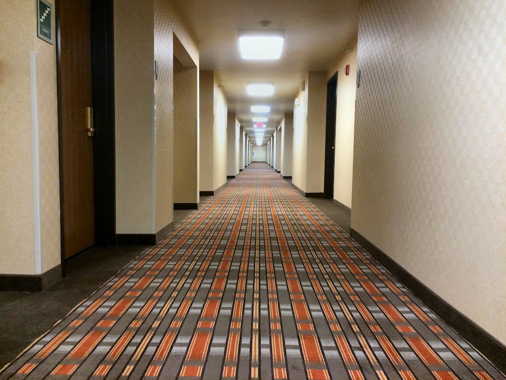 Quality Inn Junction City Near Fort Riley - photo 56
