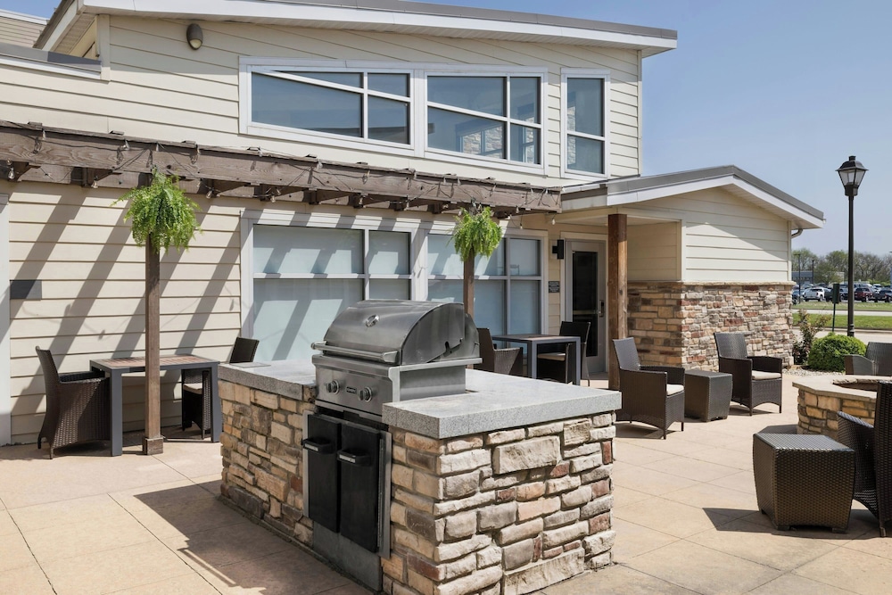 Residence Inn Champaign - photo 34