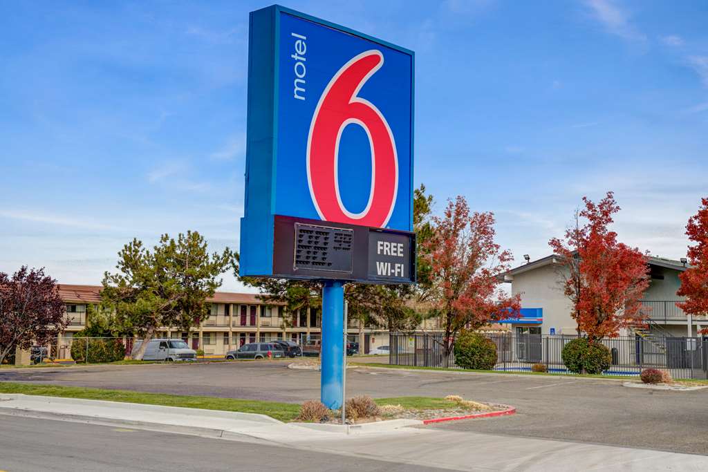 Motel 6 Carson City NV - featured photo