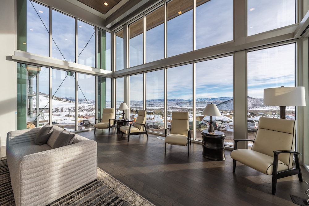 Apex by Luxury Mountain Destinations — 4-Star Luxury Hotel in Bridgeport, United States