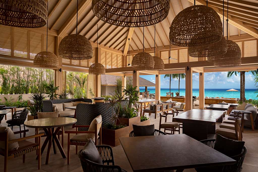 Sands Beach Club - Restaurant