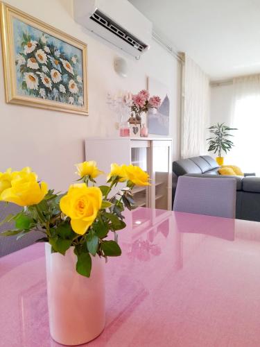 Apartment Ema — 4-Star Luxury Hotel in Zadar, Croatia