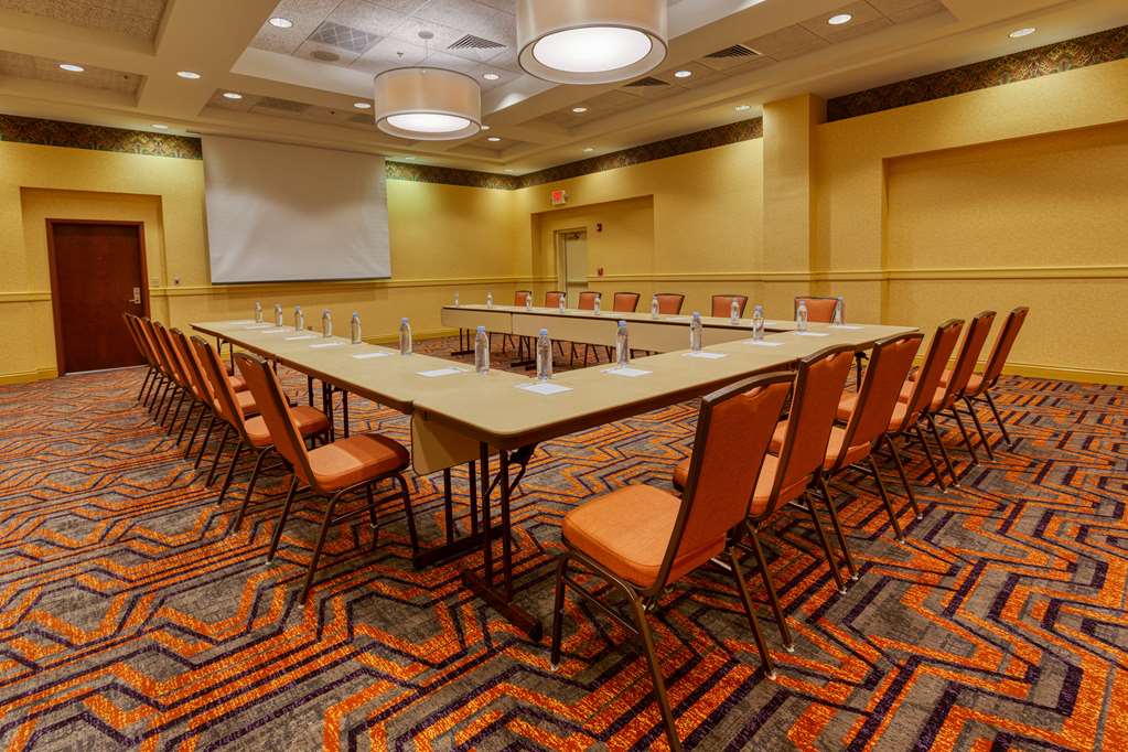 Drury Inn & Suites Indianapolis Northeast - photo 34