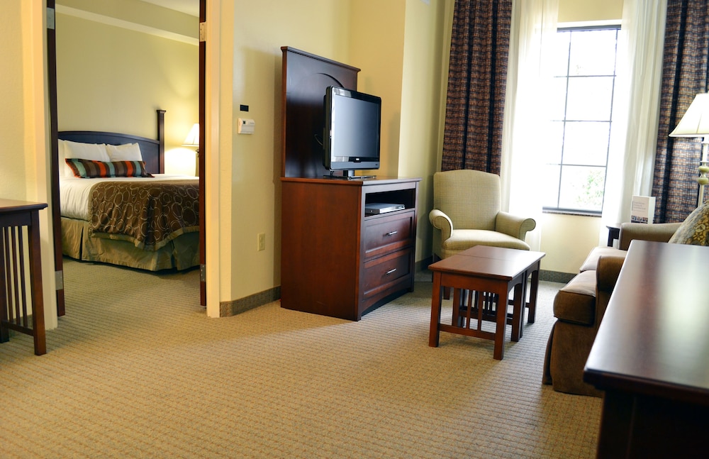 Staybridge Suites Hot Springs by IHG - photo 14