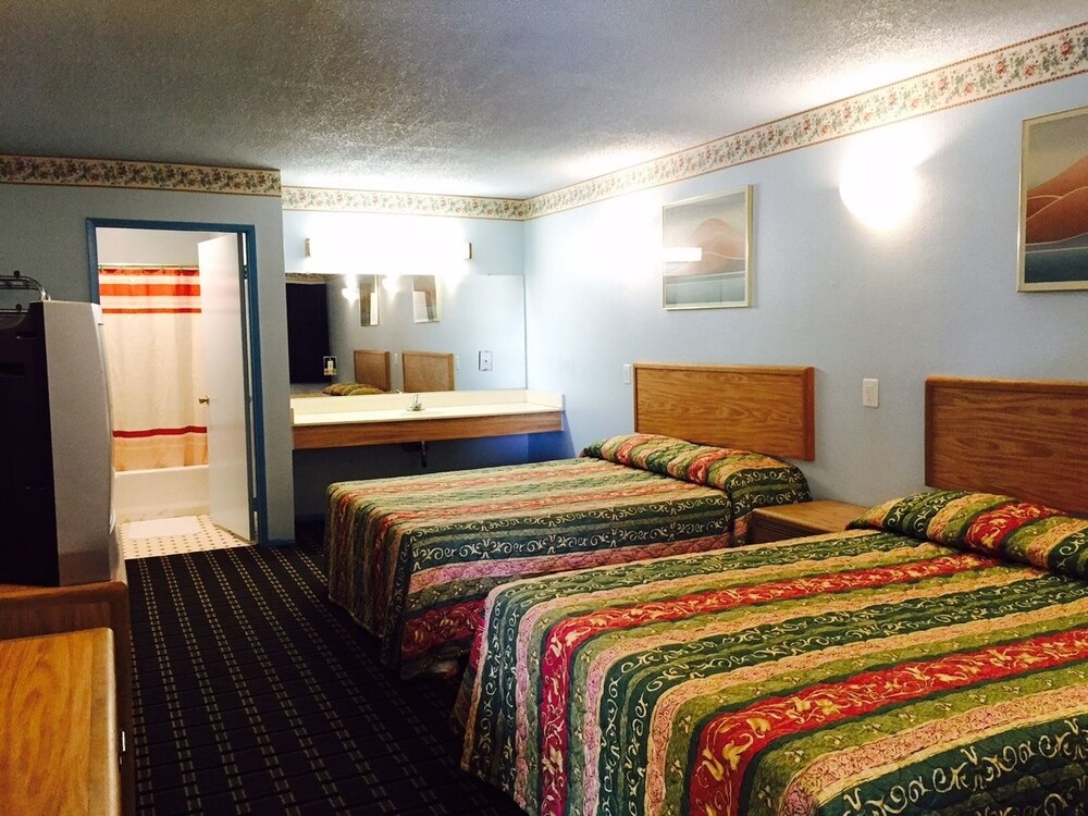 Chester Inn Motel - photo 5