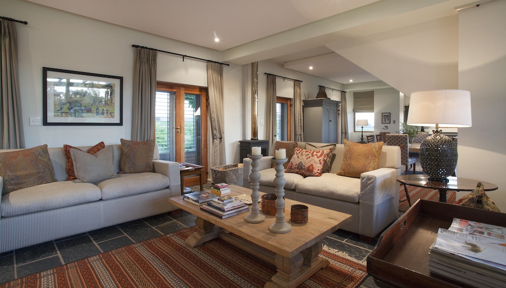 Klein Welmoed Luxury Guest House — 4-Star Luxury Hotel in Stellenbosch, South Africa