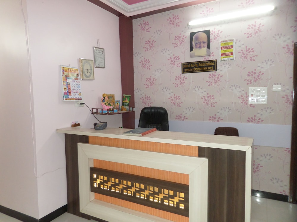 Hotel Amit Plaza — Dhulia — photo 3
