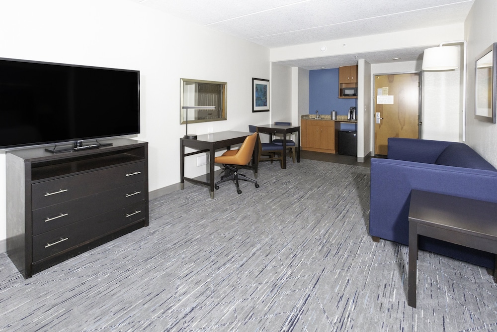 Holiday Inn Express & Suites Jacksonville Airport by IHG - photo 25