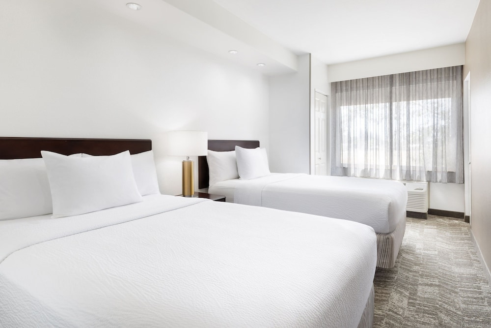 SpringHill Suites by Marriott Fresno - photo 16