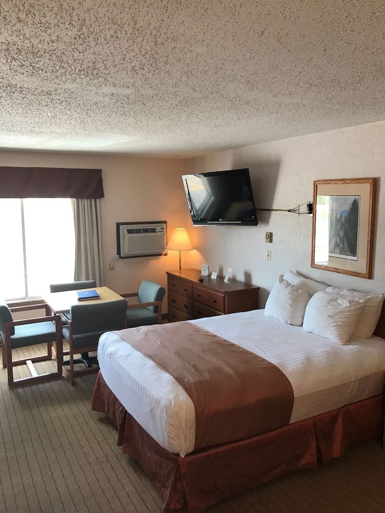 Super 8 by Wyndham Rapid City - photo 15