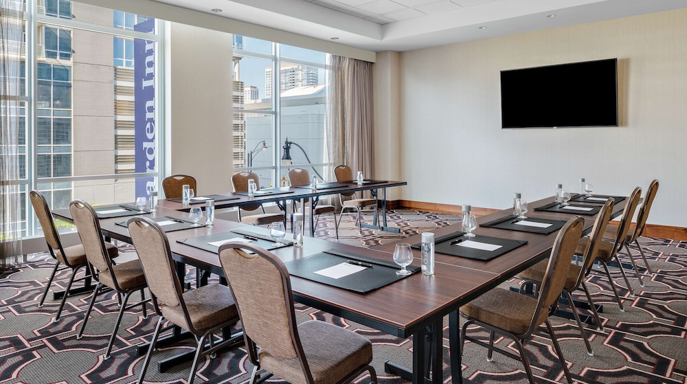 Home2 Suites by Hilton Chicago McCormick Place - photo 43