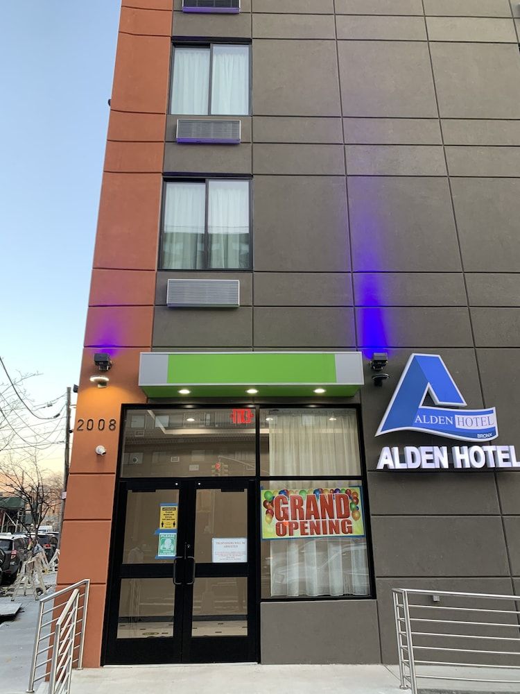 Alden Hotel - photo 9