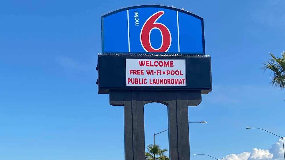 Motel 6 Bullhead City AZ - photo 24