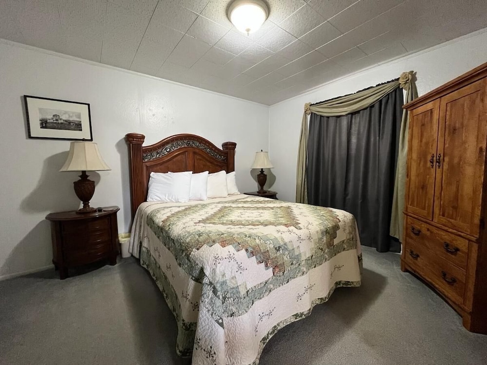 Cascade Motel - photo 19