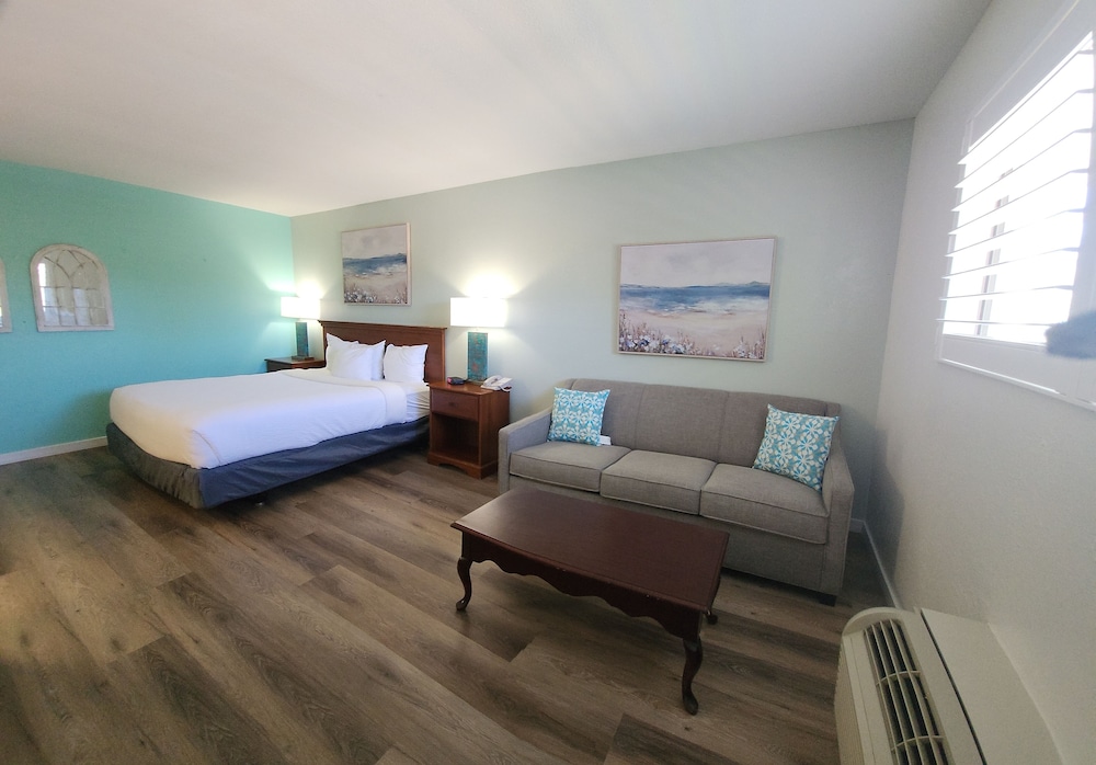 Inn at The Waterpark - photo 16