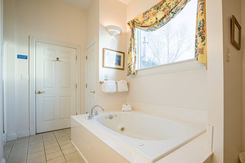 Whitestone Inn - photo 68