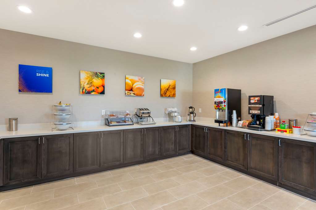 Comfort Inn & Suites Balch Springs SE Dallas - photo 28