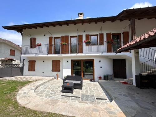 Giraluna - carbon neutral hotel in Demonte